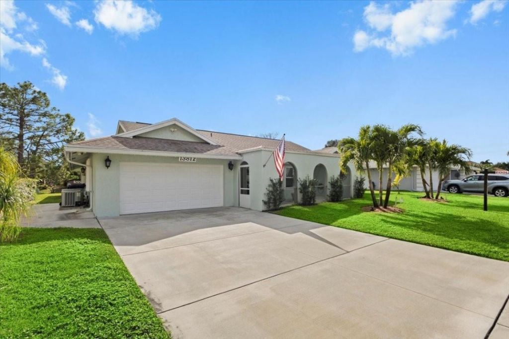 13812 Columbine Ave, Wellington, FL 33414 Photo
