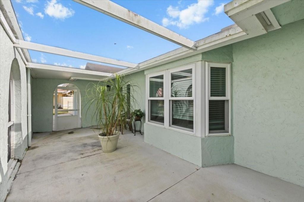 13812 Columbine Ave, Wellington, FL 33414 Photo