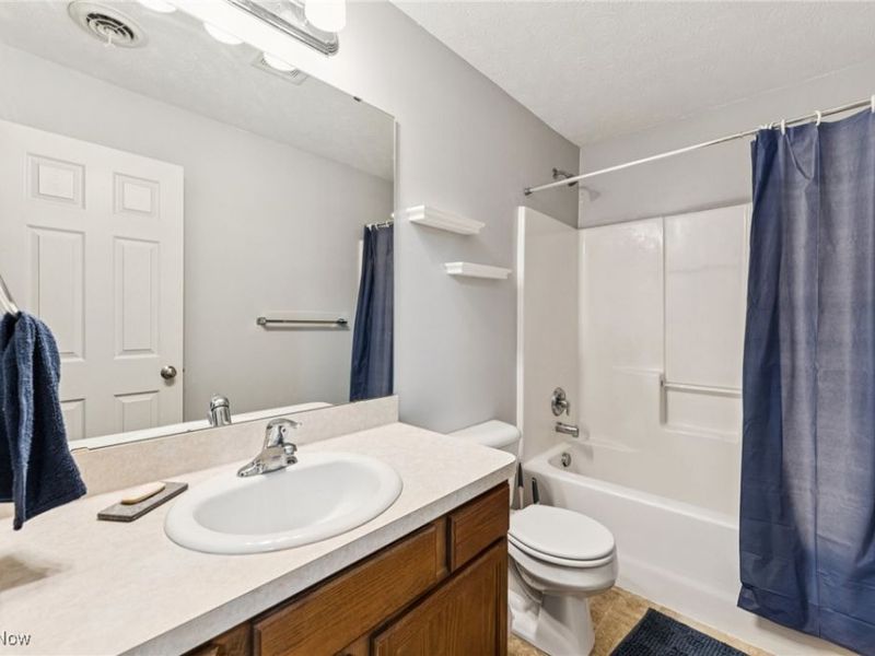 3769 Freedom Place, Lorain, OH 44053 Photo 20
