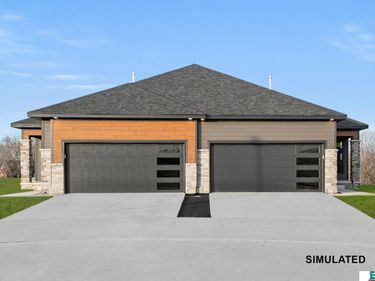 10216 Hascall Circle, Lincoln, NE 68520