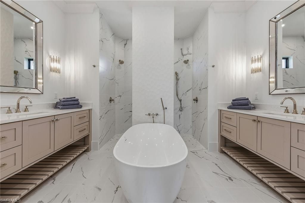 920 Iris Ct, Marco Island, FL 34145 Photo