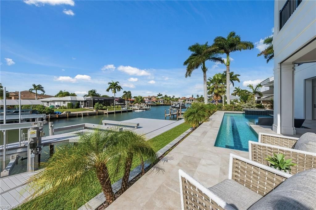 920 Iris Ct, Marco Island, FL 34145 Photo