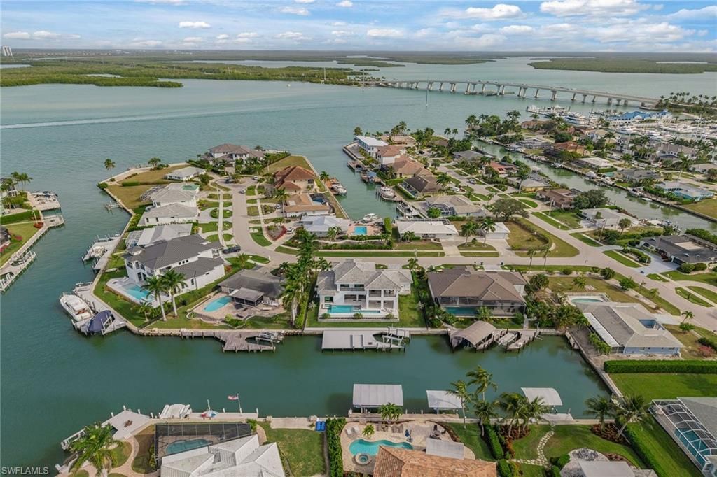 920 Iris Ct, Marco Island, FL 34145 Photo