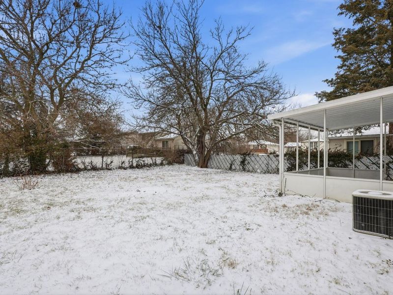 2526 Queenswood Drive, Columbus, OH 43219 Photo 30