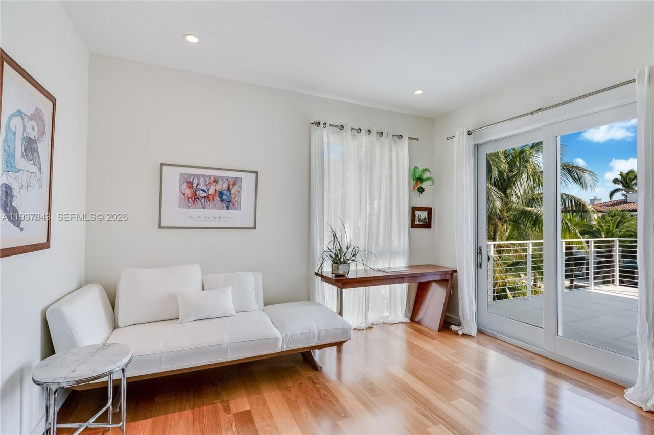 3835 Carole Ct , Miami, FL 33133 Photo