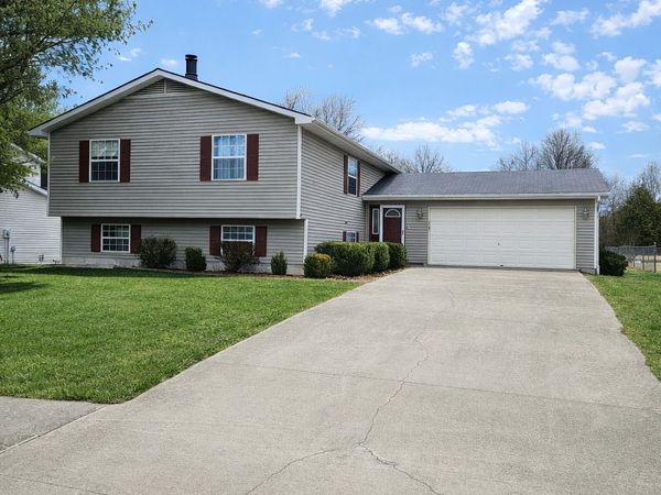 4412 Woodglen Lane, Mt Vernon, IL 62864