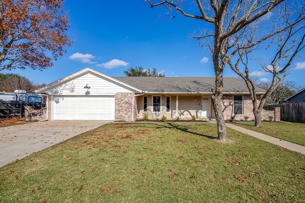 1303 Glenhaven Drive, Cleburne, TX 76033 Main Photo