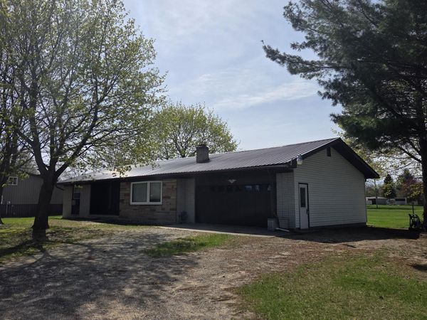 7858 Birch Drive, Vestaburg, MI 48891