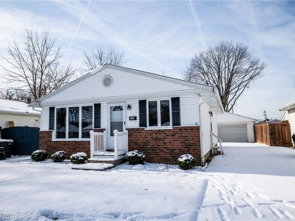 532 Wesley Avenue, Elyria, OH 44035