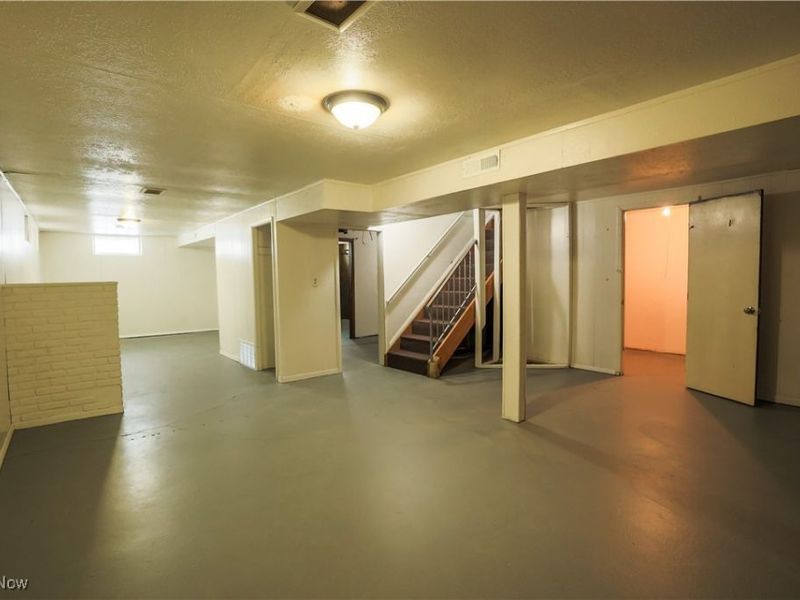 532 Wesley Avenue, Elyria, OH 44035 Photo 9