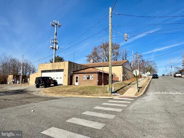 1002 CHESTNUT STREET, TRAINER, PA 19061