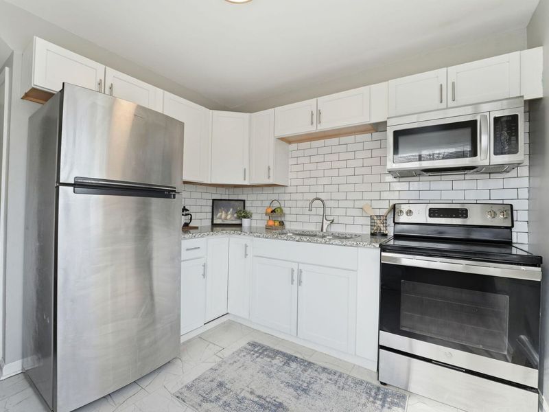 1362 Clinton Street, Columbus, OH 43211 Photo 11