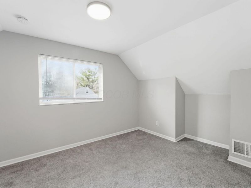 1362 Clinton Street, Columbus, OH 43211 Photo 20