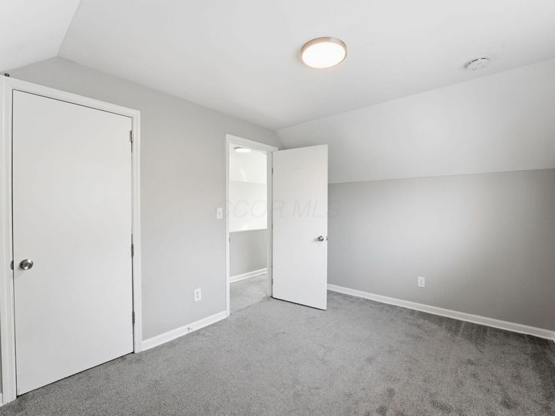 1362 Clinton Street, Columbus, OH 43211 Photo 21