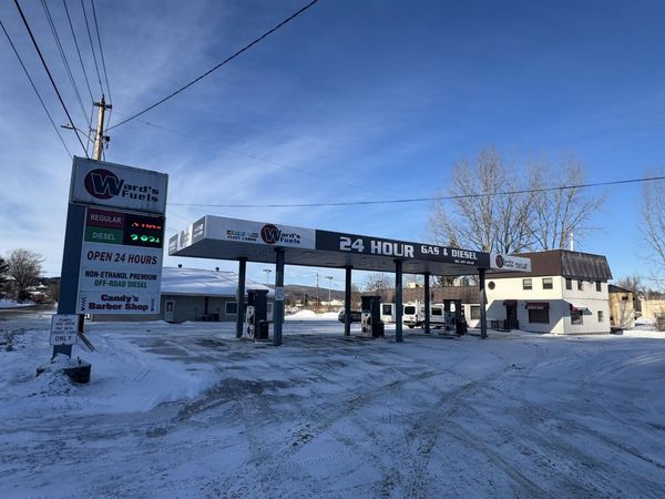 398 Western Avenue, Newport City, VT 05855