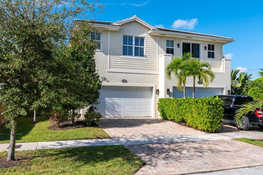 1031 NE 13th Avenue, Fort Lauderdale, FL 33304 Photo
