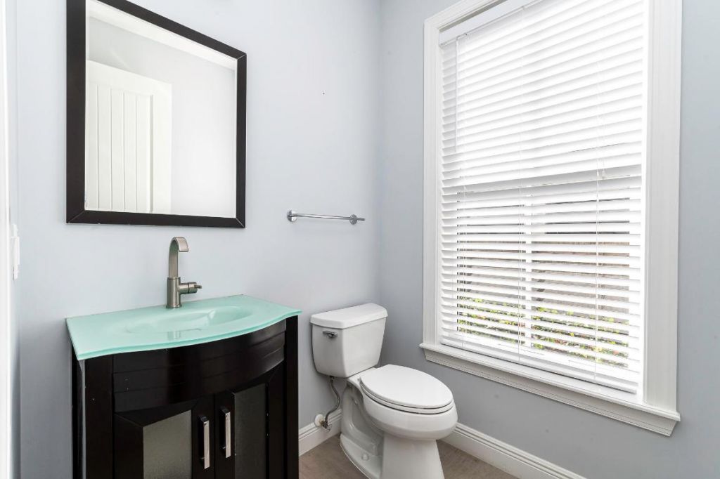 1031 NE 13th Avenue, Fort Lauderdale, FL 33304 Photo