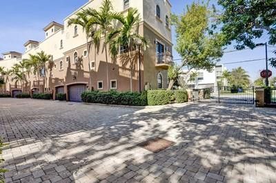 2260 SE 7 Street, Pompano Beach, FL 33062 Photo