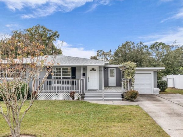 1124 EDGEWATER COURT, ORLANDO, FL 32804