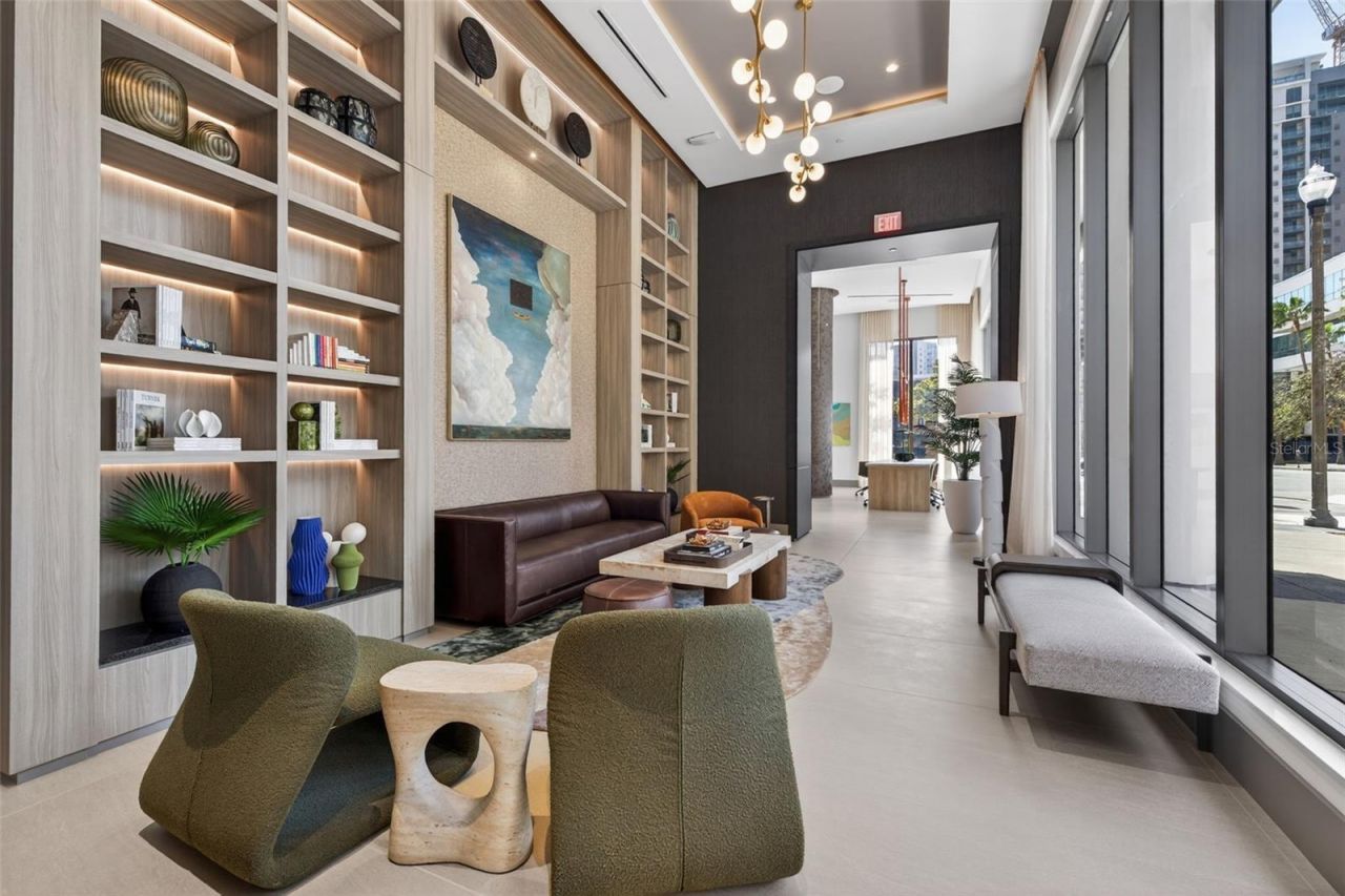 275 1st Ave S, Unit 1708, Saint Petersburg, FL 33701 Photo