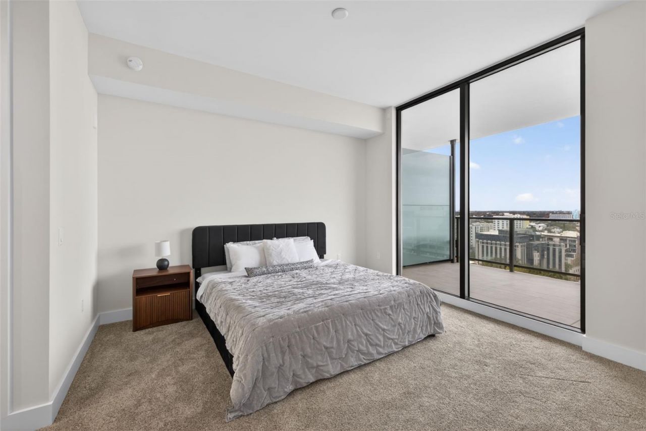 275 1st Ave S, Unit 1708, Saint Petersburg, FL 33701 Photo