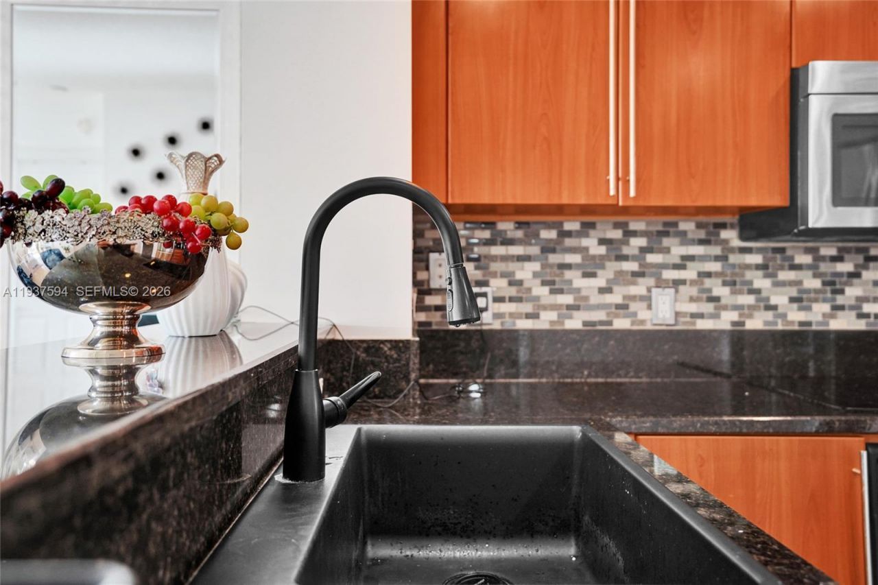 610 Clematis St, Unit 630, West Palm Beach, FL 33401 Photo