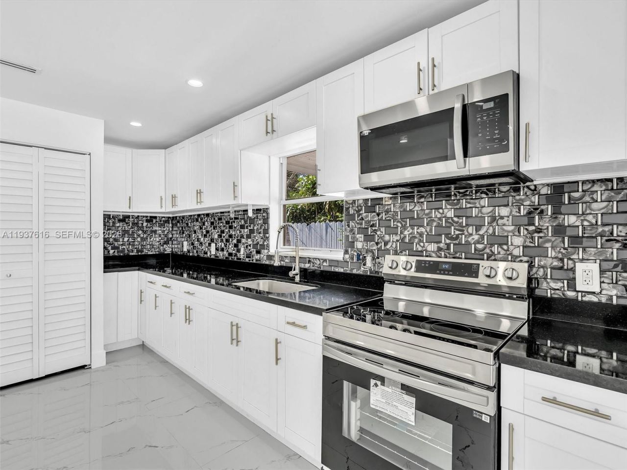 3354 NW 50th St, Unit 3354, Miami, FL 33142 Photo