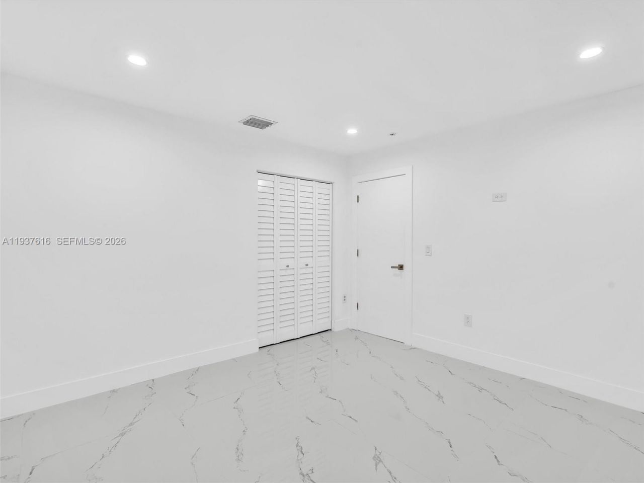 3354 NW 50th St, Unit 3354, Miami, FL 33142 Photo