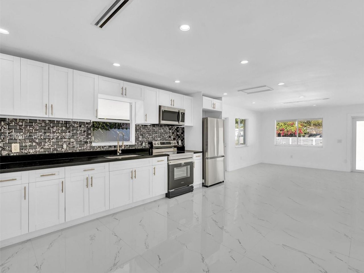 3354 NW 50th St, Unit 3354, Miami, FL 33142 Photo