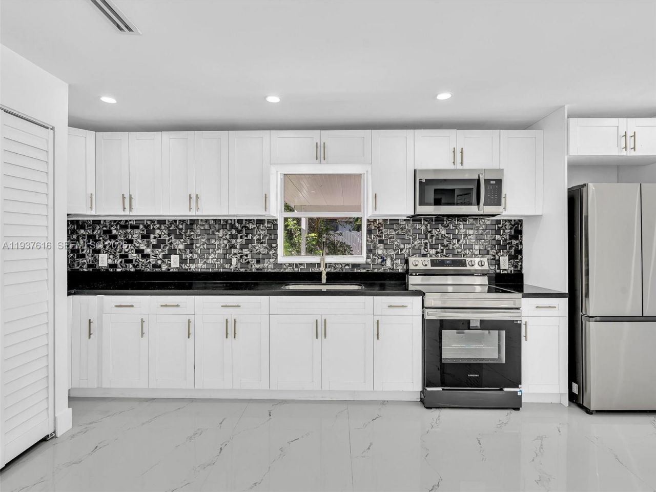 3354 NW 50th St, Unit 3354, Miami, FL 33142 Photo