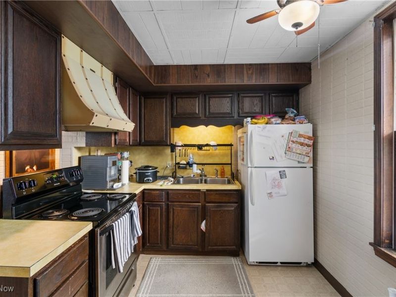 2406 S Union Avenue, Alliance, OH 44601 Photo 19