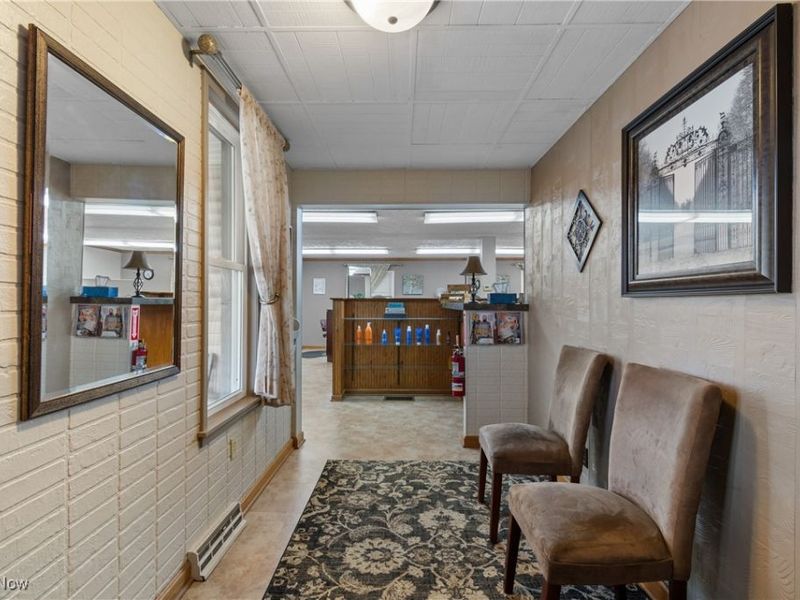 2406 S Union Avenue, Alliance, OH 44601 Photo 4