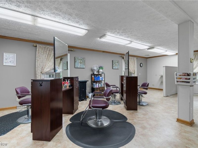 2406 S Union Avenue, Alliance, OH 44601 Photo 6