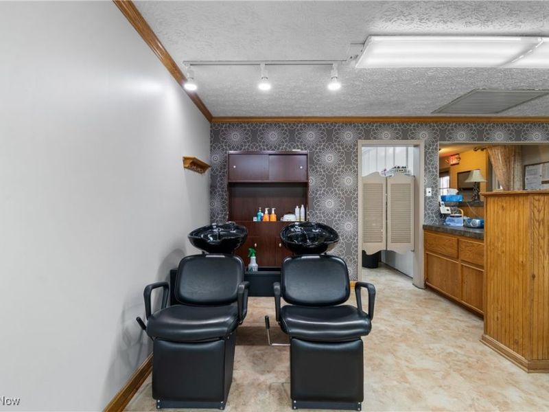 2406 S Union Avenue, Alliance, OH 44601 Photo 8