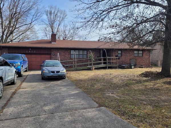 1812 H Street NW, Miami, OK 74354