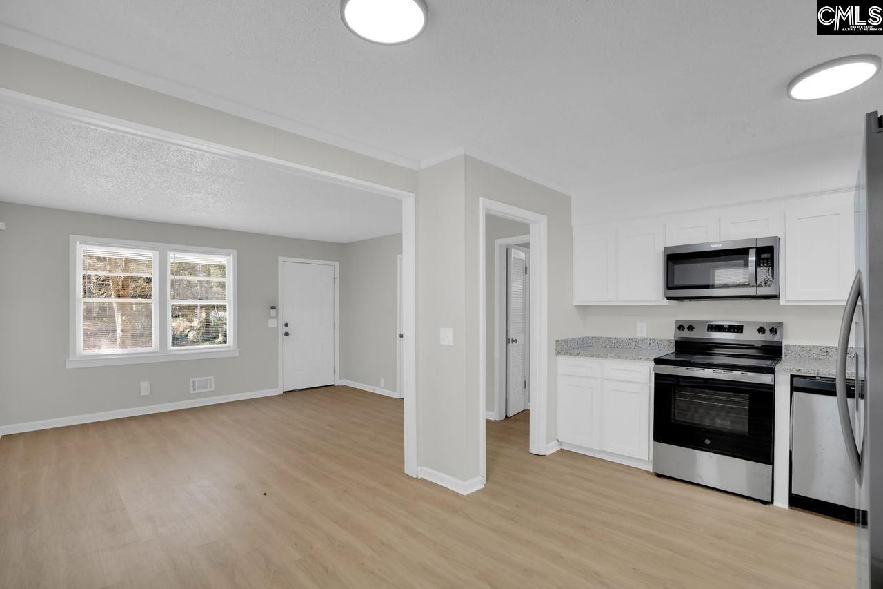 413 Beaverbrook Drive Photo 10