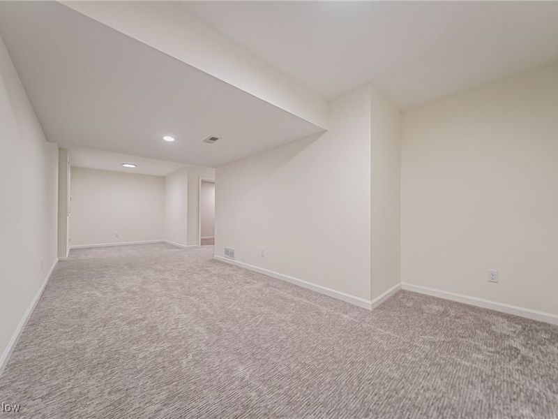 3705 Central Avenue, Cleveland, OH 44115 Photo 31