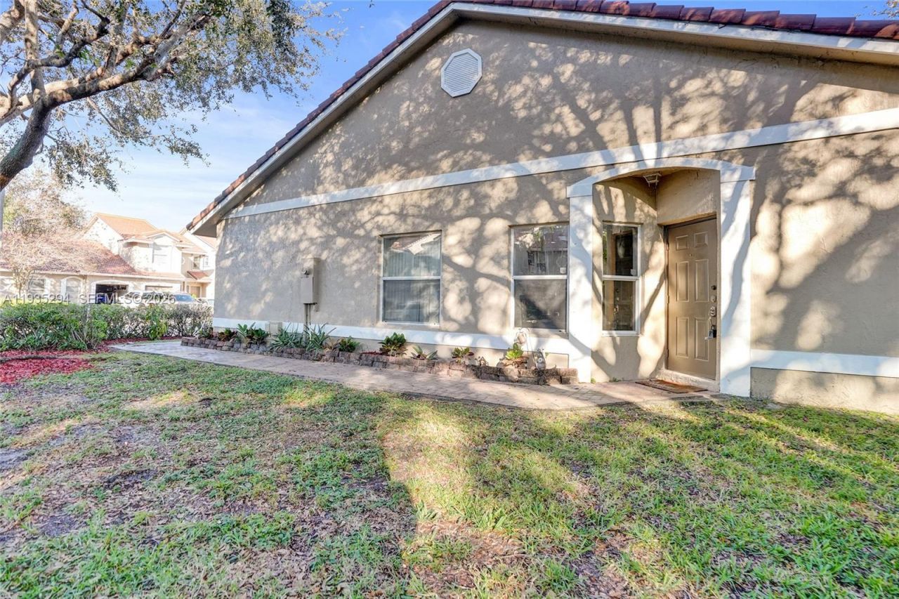 9088 NW 54th St, Unit 9088, Sunrise, FL 33351 Photo