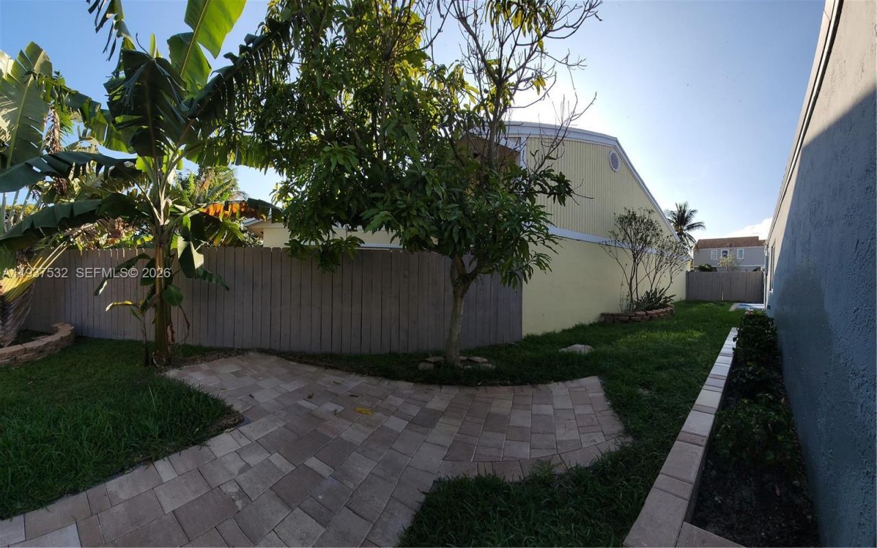 22225 SW 100th Ave, Cutler Bay, FL 33190 Photo