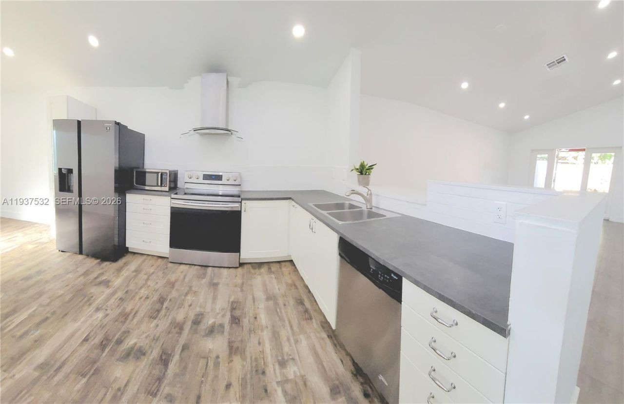 22225 SW 100th Ave, Cutler Bay, FL 33190 Photo