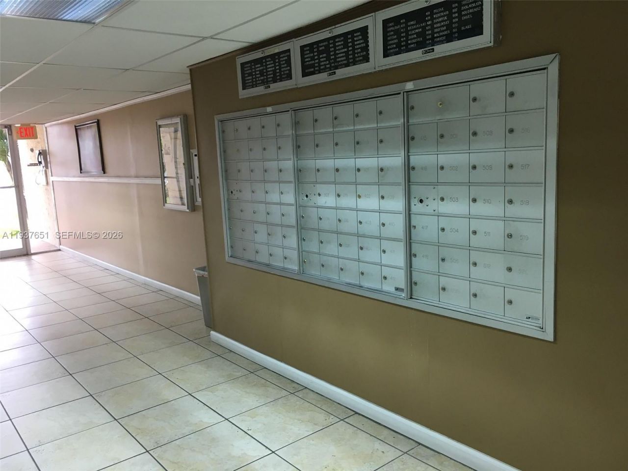 851 Three Islands Blvd, Unit 406, Hallandale Beach, FL 33009 Photo