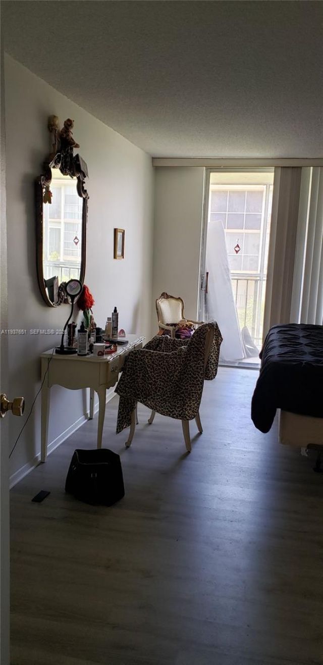 851 Three Islands Blvd, Unit 406, Hallandale Beach, FL 33009 Photo