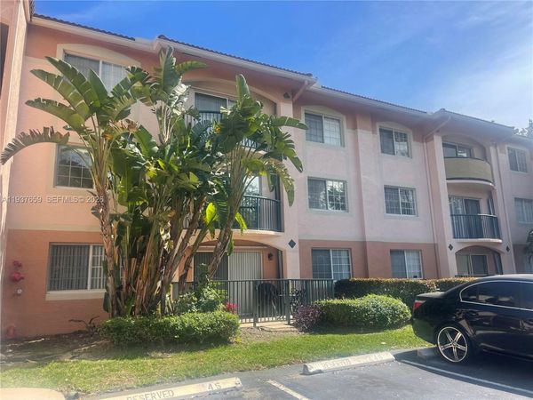 2009 SE 10th Ave , Unit 303, Fort Lauderdale, FL 33316