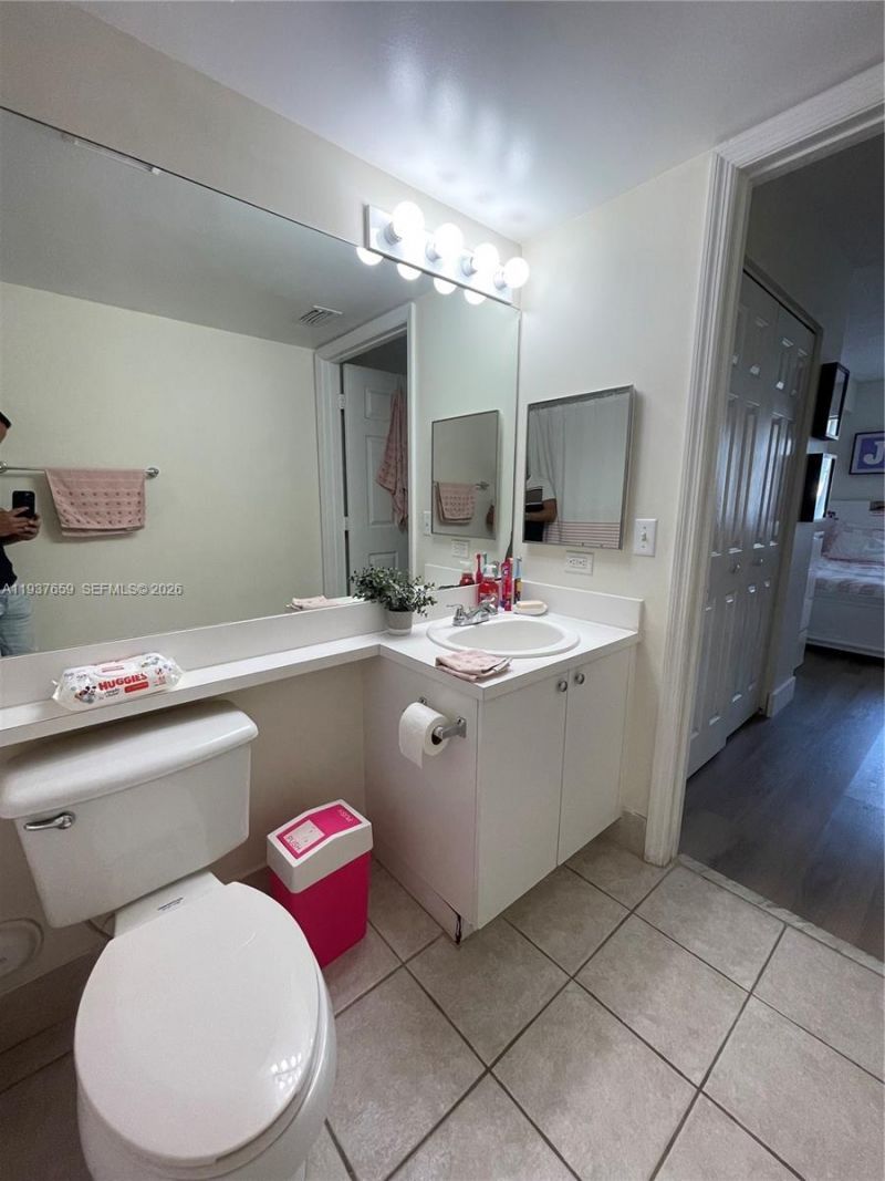 2009 SE 10th Ave , Unit 303, Fort Lauderdale, FL 33316 Photo