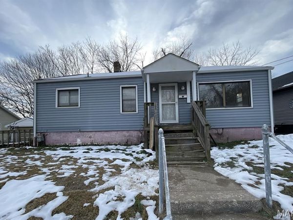 1127 Putnam Street, Alton, IL 62002