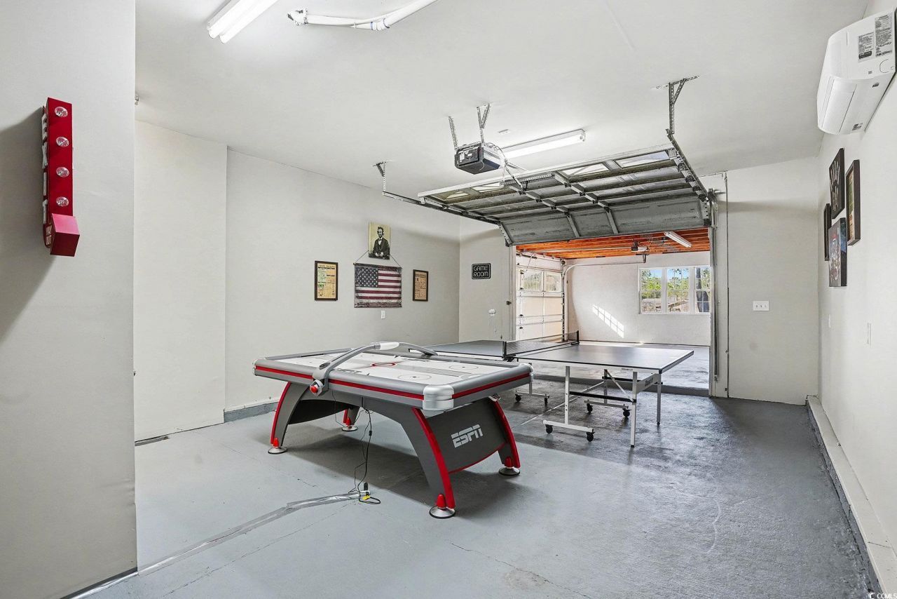 272 Park St. Photo 26