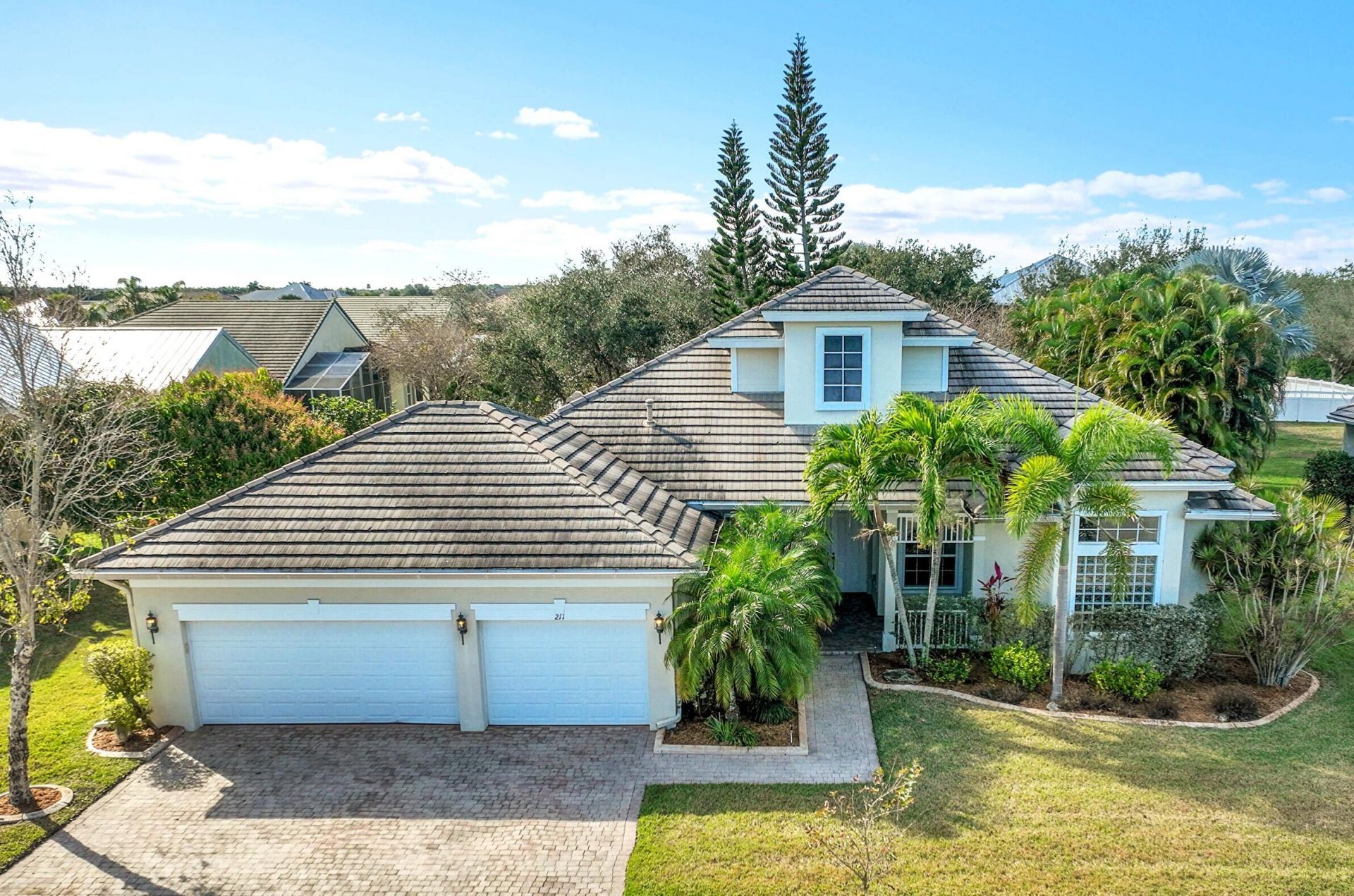 211 NW Pleasant Grove Way, Port Saint Lucie, FL 34986 Photo