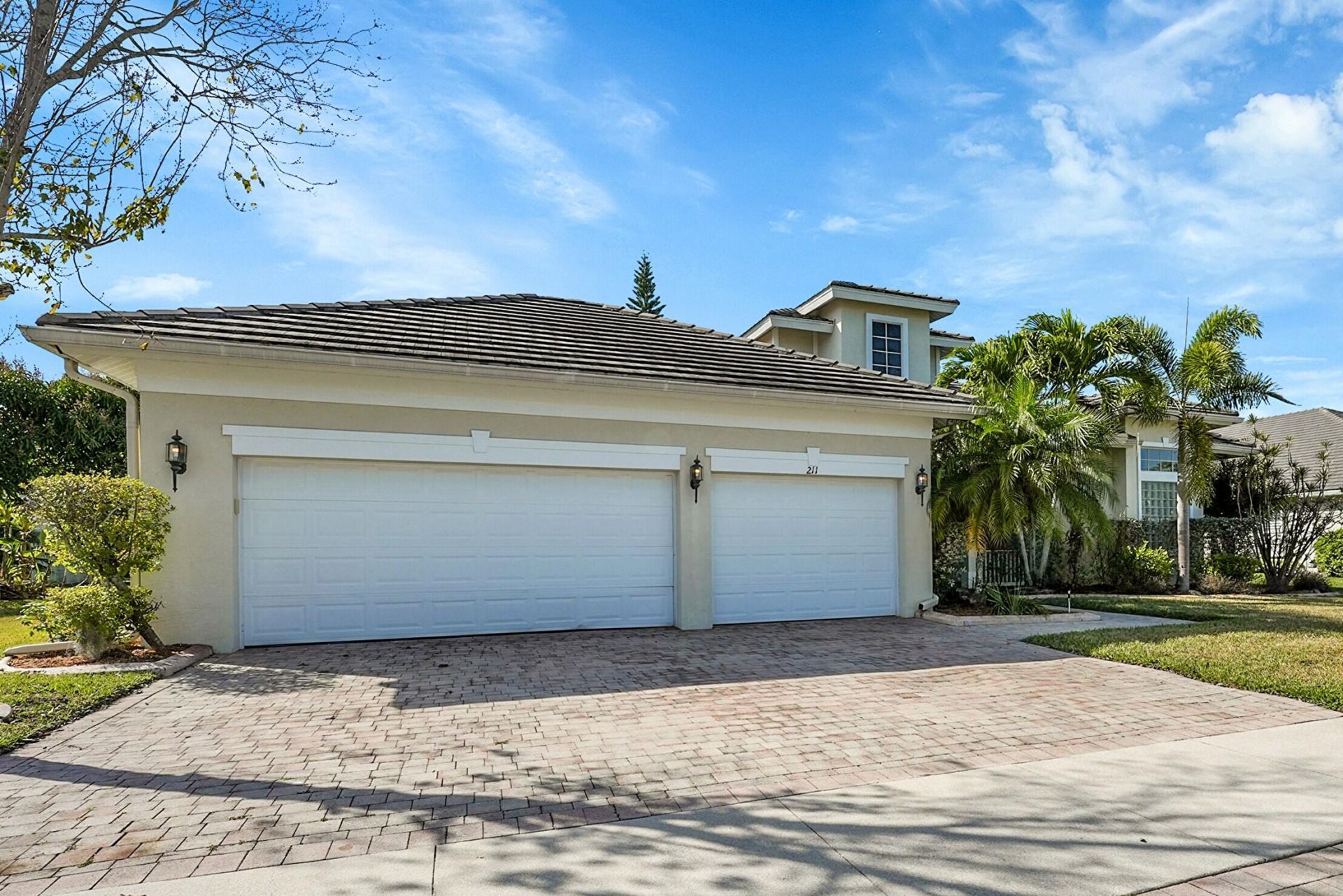 211 NW Pleasant Grove Way, Port Saint Lucie, FL 34986 Photo