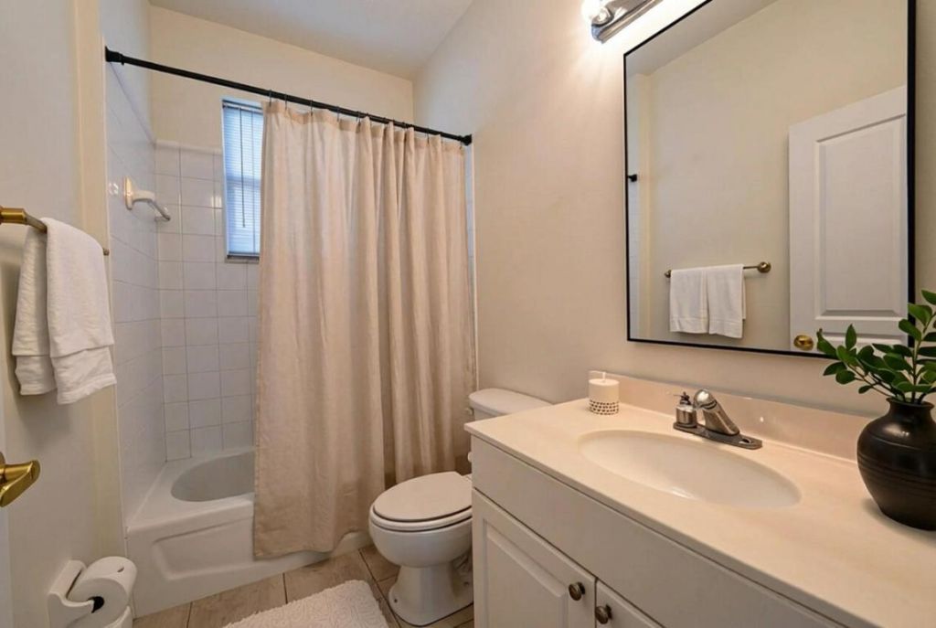 558 Waverly Circle, Port Saint Lucie, FL 34983 Photo