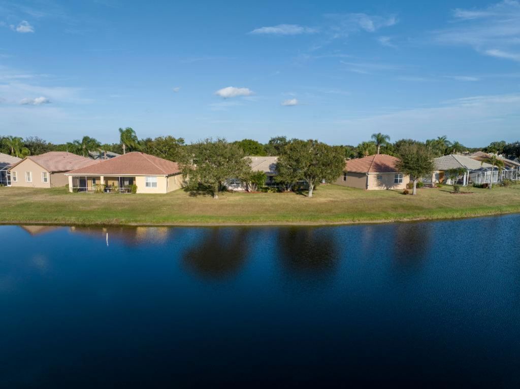 558 Waverly Circle, Port Saint Lucie, FL 34983 Photo